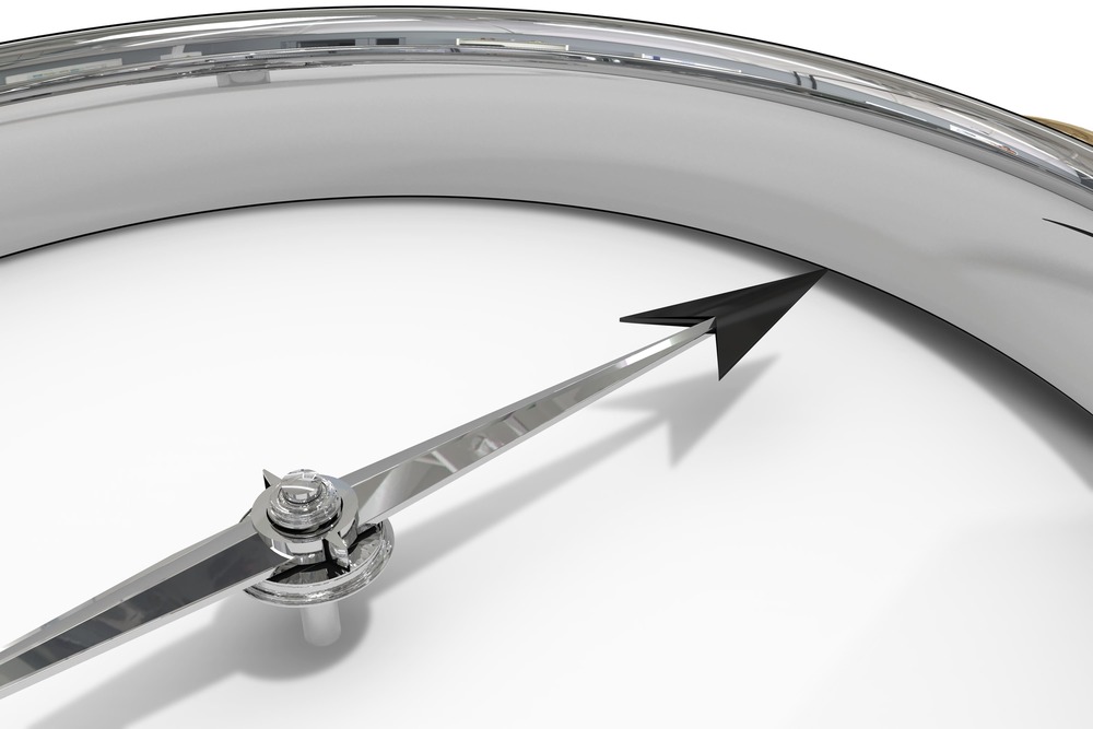metallic-compass-needle-pointing